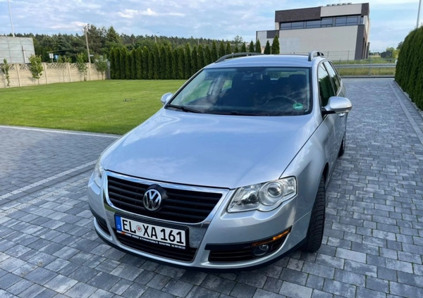 Volkswagen Passat cena 17900 przebieg: 230000, rok produkcji 2008 z Bartoszyce małe 704